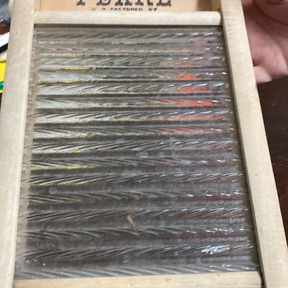 vintage washboard - Picture 4 of 9